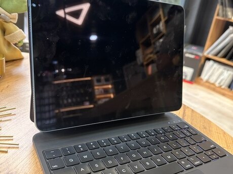 Apple iPad Air