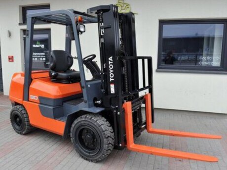 Toyota FDZN30 dizel forklift, 2025 il