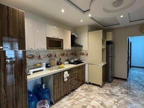 3-room new-build apartment for sale in 8 Noyabr, 100 m², 265 000 AZN, photo 5 / 9