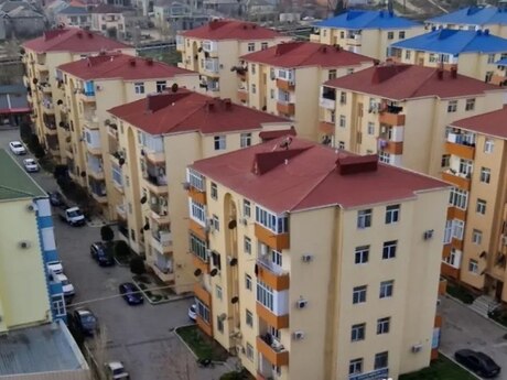2 otaq · 83 m² · 3/4 mərtəbə, Qurtuluş 93