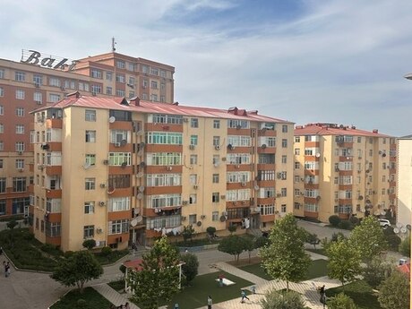1 otaq · 57 m² · 2/3 mərtəbə, Qurtuluş 93