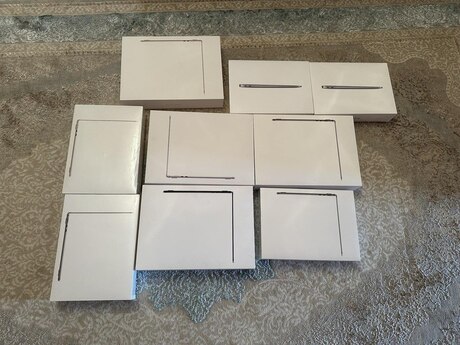 Apple MacBook Air M4 Apple MacBook Air M4