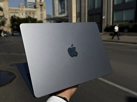 Apple MacBook Air M3 256 GB Space Gray