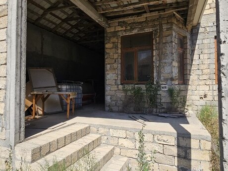 Köhnə Günəşlidə 8 otaqlı həyət evi satılır, 300 m², 350 000 AZN, şəkil 2 / 12