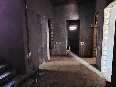 Köhnə Günəşlidə 8 otaqlı həyət evi satılır, 300 m², 350 000 AZN, şəkil 5 / 12