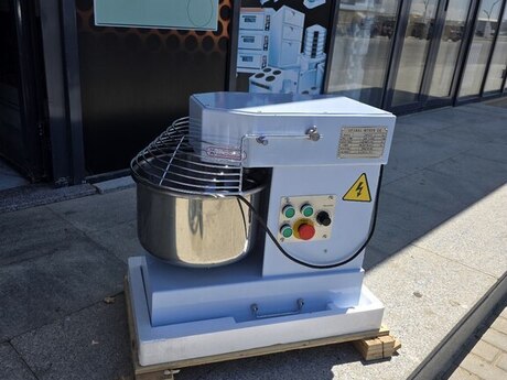 Xəmir yoğuran spiral mikser
