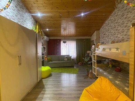 Qurtuluş 93 kompleksində 4 otaqlı yeni tikili mənzil satılır, 135 m², 105 000 AZN, şəkil 4 / 12