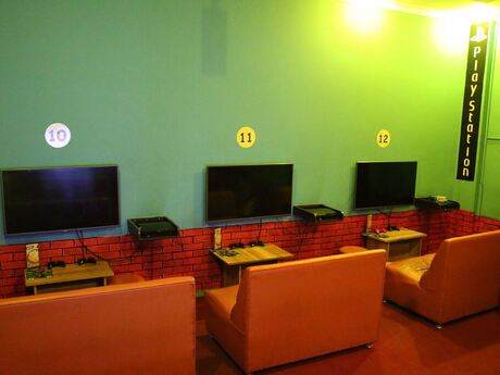 PlayStation club avdanlıqları