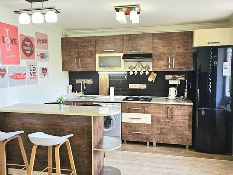 2-otaqlı mənzil kirayə verilir, 28 May m., 65 m²