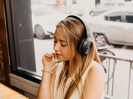Edifier Headphones W800BT Plus Black Qualcomm® chipset with Bluetooth V5.1