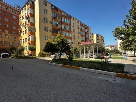 1 otaq · 54 m² · 2/3 mərtəbə, Qurtuluş 93