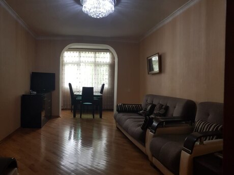 2 otaq · 50 m² · 5/5 mərtəbə, Yasamal