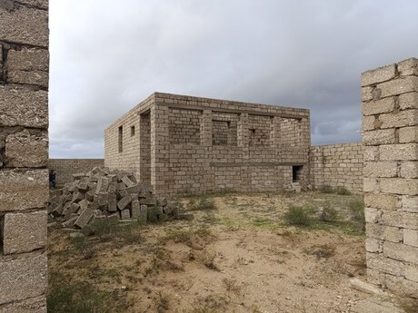 3 otaq · 130 m²