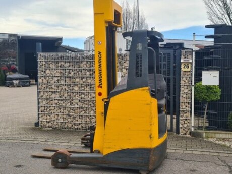ETV216 reach truck, 2016 il