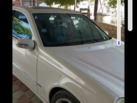 Mercedes E 320, 2002 il