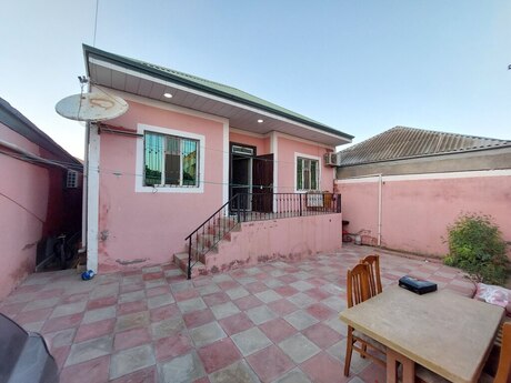 4 otaq · 200 m² · 1/1 mərtəbə, Hövsan