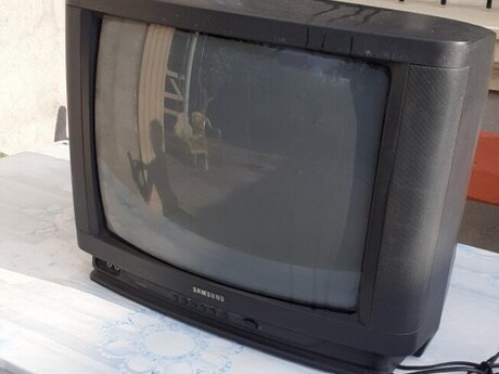 Televizor "Samsung" Televizor "Samsung"