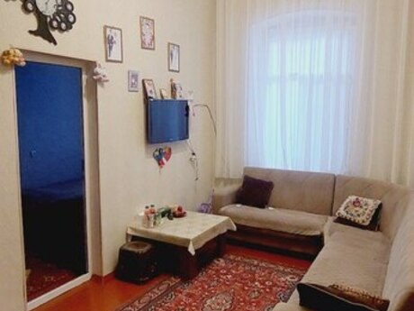 Səbaildə 2 otaqlı köhnə tikili mənzil satılır, 40 m², 60 000 AZN, şəkil 3 / 9