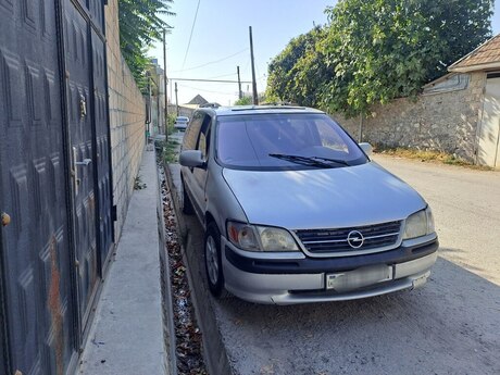 Opel Sintra, 1998 il