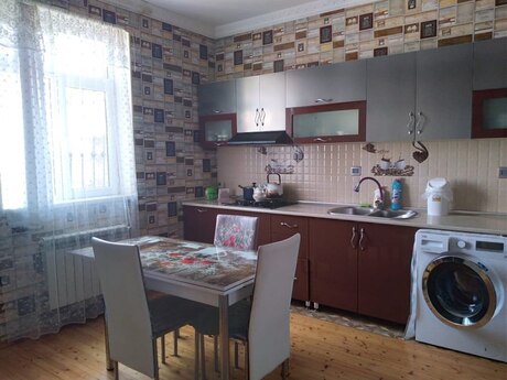 8-room house for sale in Lökbatan, 240 m², 150 000 AZN, photo 2 / 12