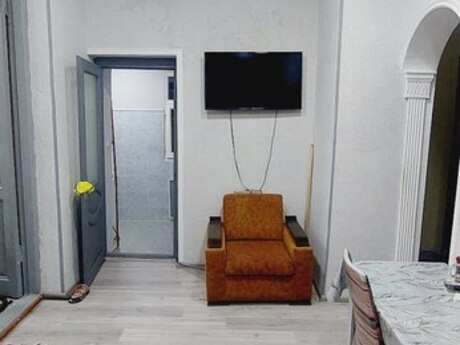 4-room house for sale in Səbail, 80 m², 100 000 AZN, photo 2 / 9