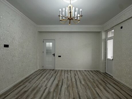 Qurtuluş 93 kompleksində 2 otaqlı yeni tikili mənzil satılır, 56 m², 88 000 AZN, şəkil 3 / 12