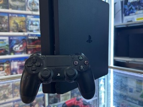 PlayStation 4 Slim 1TB