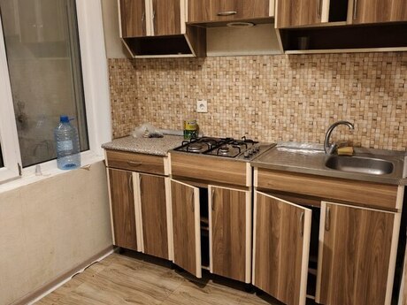 3-otaqlı mənzil kirayə verilir, Gəncə pr., 81 m²