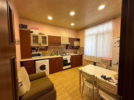 Mərdəkanda 3 otaqlı həyət evi kirayə verilir, 200 m², 2 000 AZN/ay, şəkil 2 / 10