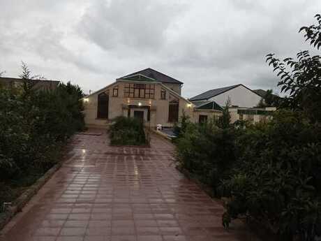 Buzovnada 4 otaqlı həyət evi kirayə verilir, 180 m², 1 000 AZN/ay, şəkil 2 / 4