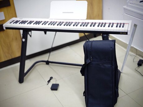 Elektro piano "Allegro RK -777"