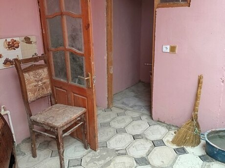 Hövsanda 1 otaqlı həyət evi satılır, 36 m², 20 000 AZN, şəkil 2 / 3