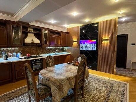 Alyans MTK kompleksində 4 otaqlı yeni tikili mənzil satılır, 240 m², 580 000 AZN, şəkil 2 / 12
