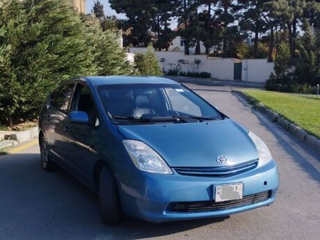 "Toyota Prius Hybrid 2008" icarəsi