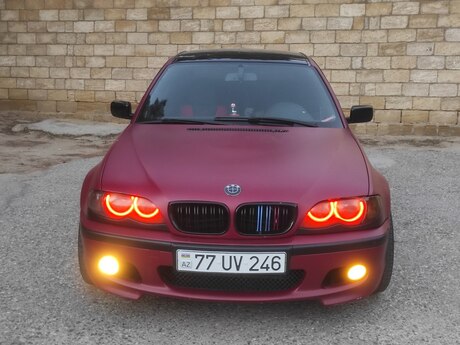 BMW 325, 2001 il