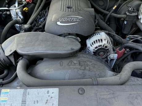 "Chevrolet Tahoe, Suburban, GMC Yukon, Hummer H2, Cadillac Escalade" rezin-metal oynaqları 