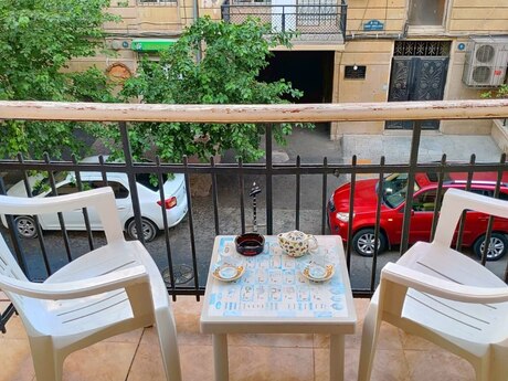 2-otaqlı mənzil kirayə verilir, İçərişəhər m., 62 m² 2-otaqlı mənzil kirayə verilir, İçərişəhər m., 62 m²