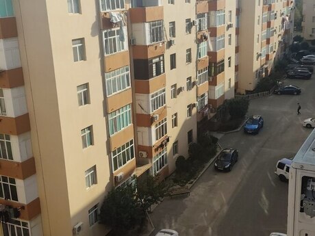 Qurtuluş 93 kompleksində 3 otaqlı yeni tikili mənzil satılır, 80 m², 90 000 AZN, şəkil 2 / 12