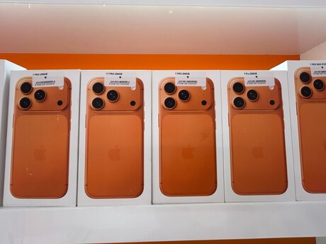 Apple iPhone 17 Pro Cosmic Orange 256GB/12GB