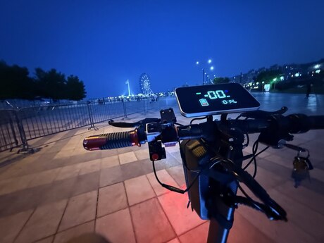 Elektron skuter