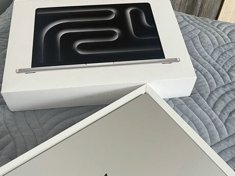 MacBook Pro 16'inch M3 Max 64/2TB MacBook Pro 16'inch M3 Max 64/2TB
