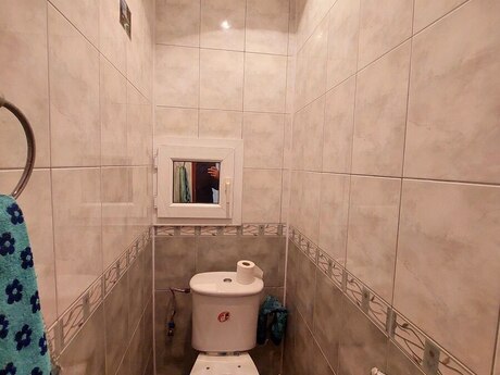 7-ci mikrorayonda 4 otaqlı köhnə tikili mənzil satılır, 101 m², 219 000 AZN, şəkil 4 / 12