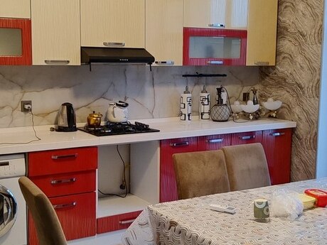 Şüvəlanda 5 otaqlı həyət evi satılır, 130 m², 180 000 AZN, şəkil 3 / 12