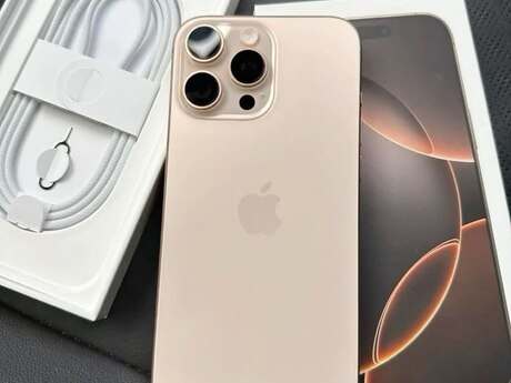 Apple iPhone 16 Pro Max Desert Titanium 256GB/8GB