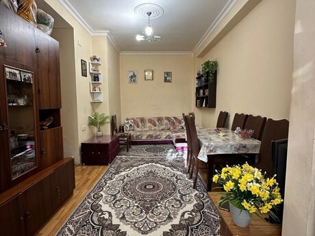 Günəşlidə 2 otaqlı köhnə tikili mənzil satılır, 52 m², 74 500 AZN, şəkil 2 / 8
