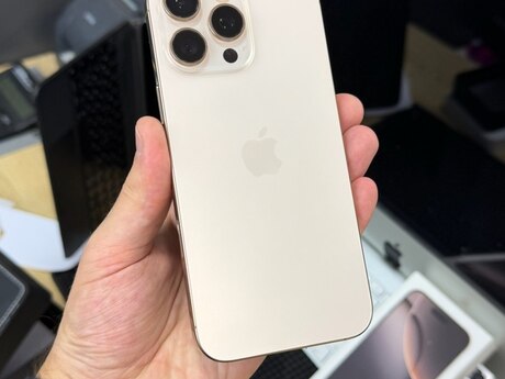 Apple iPhone 16 Pro Max Desert Titanium 256GB/8GB