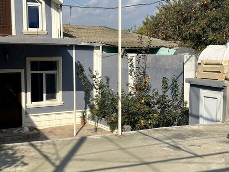 6 otaq · 220 m² · 1/2 mərtəbə, Yeni Ramana