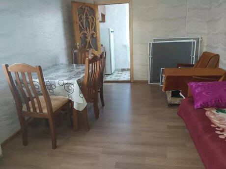 2-otaqlı mənzil kirayə verilir, Gəncə ş., 36 m² 2-otaqlı mənzil kirayə verilir, Gəncə ş., 36 m²