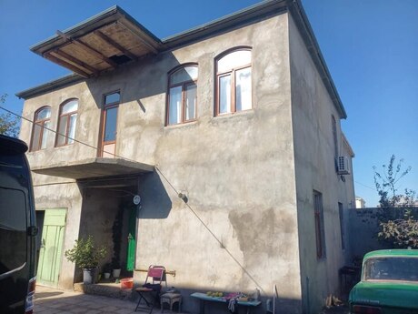 6 otaq · 160 m²