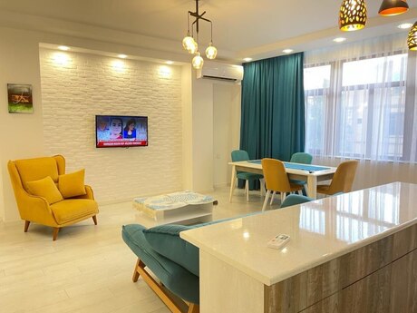 3-otaqlı yeni tikili kirayə verilir, S.Vəzirov küç., 110 m² 3-otaqlı yeni tikili kirayə verilir, S.Vəzirov küç., 110 m²